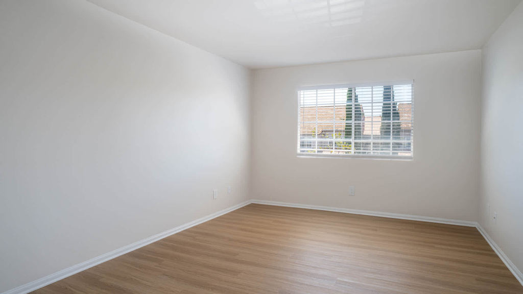 15640 Bernardo Center Dr. - Photo 35