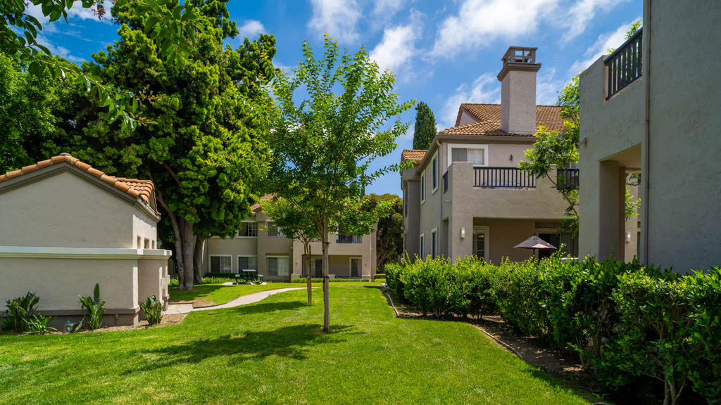 15640 Bernardo Center Dr. - Photo 3