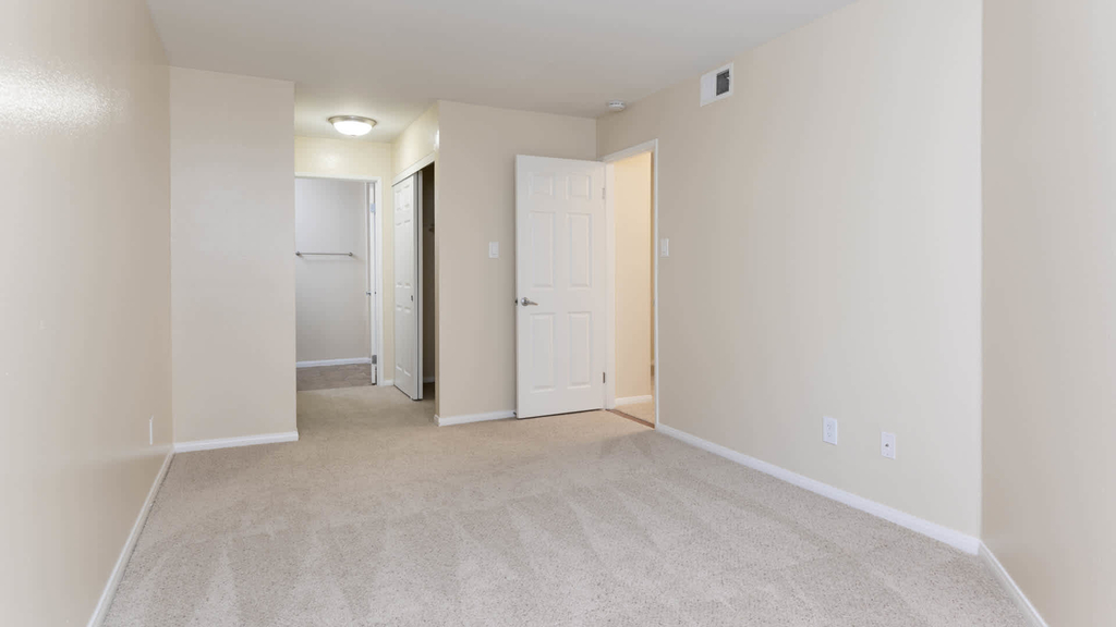 15640 Bernardo Center Dr. - Photo 6