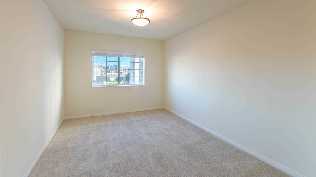 918 S. Oxford Ave - Photo 18