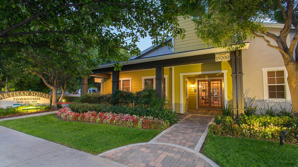 19200 Nordhoff Street - Photo 43