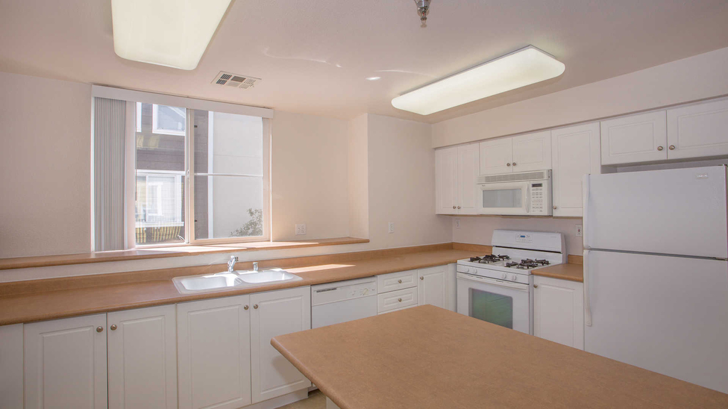 19200 Nordhoff Street - Photo 40