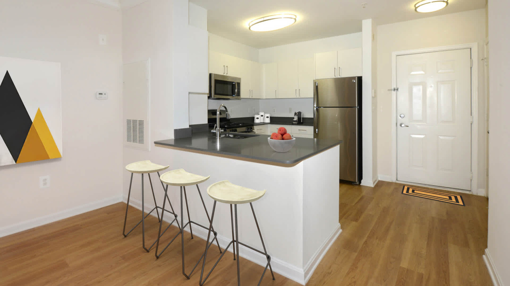 5000 Eisenhower Avenue - Photo 31