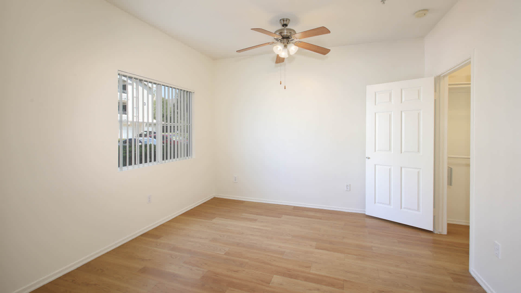 26322 Towne Centre Drive - Photo 9