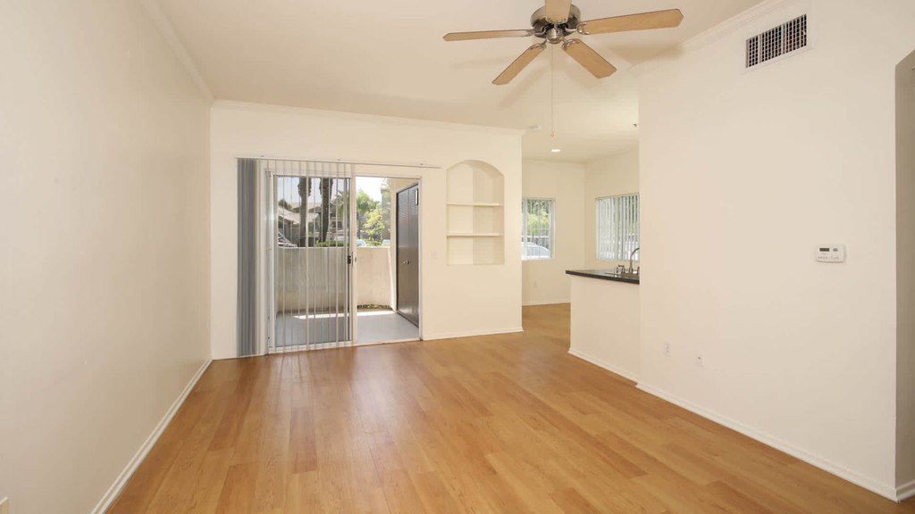 26322 Towne Centre Drive - Photo 4