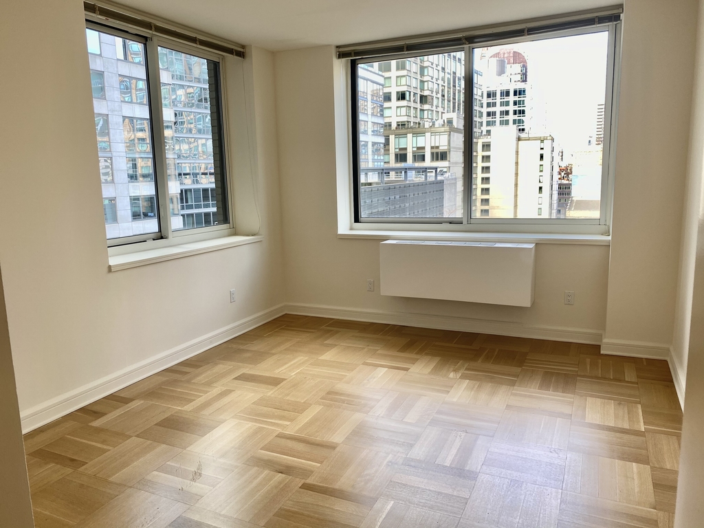 400 West 63rd Street - Photo 4