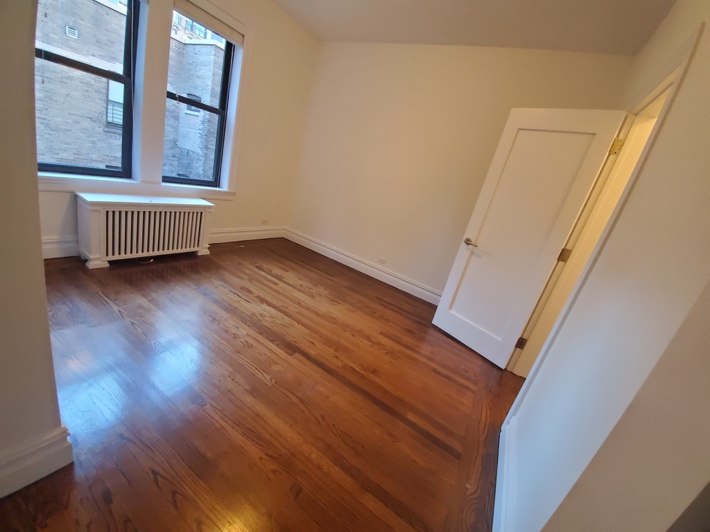 1160 5th Avenue - Photo 2