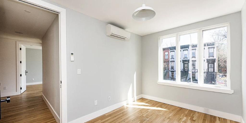 773 Lexington Avenue - Photo 8