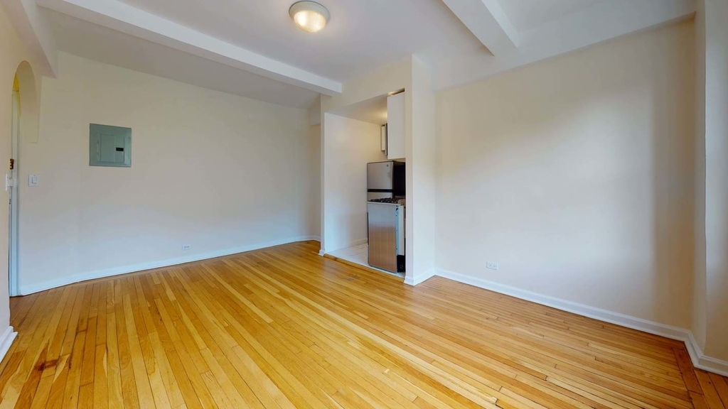 850 Amsterdam Avenue - Photo 1