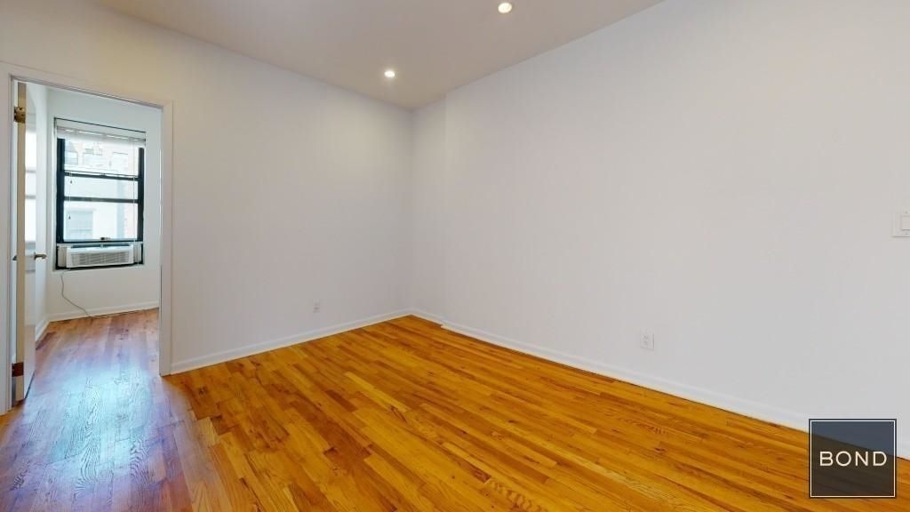 334 East 78th Street - Photo 3