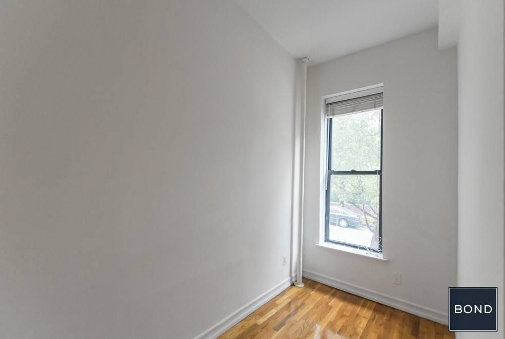 334 East 78th Street - Photo 5