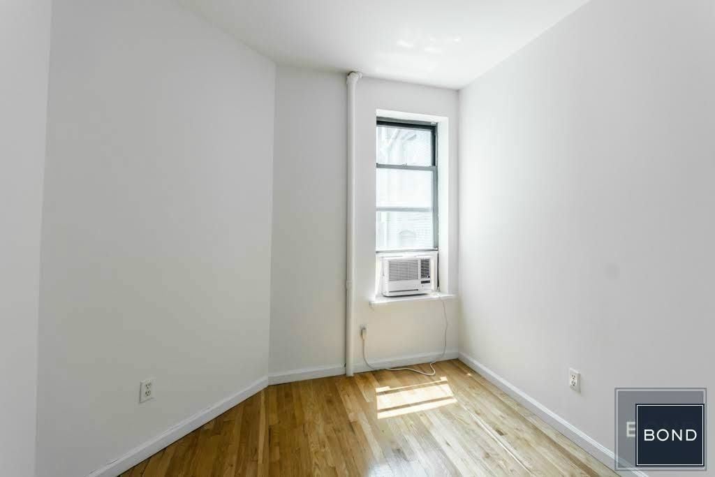 334 East 78th Street - Photo 7