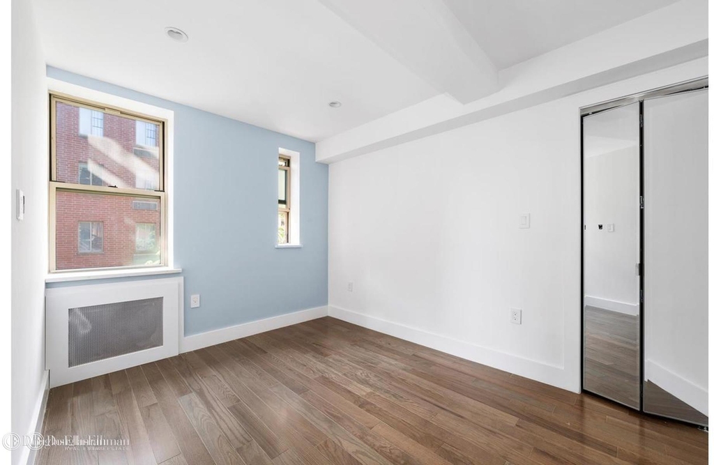 330 East 63rd Street - Photo 1