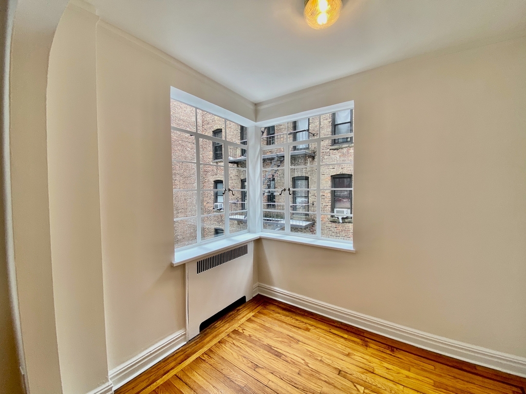 135 West 225th Street - Photo 4