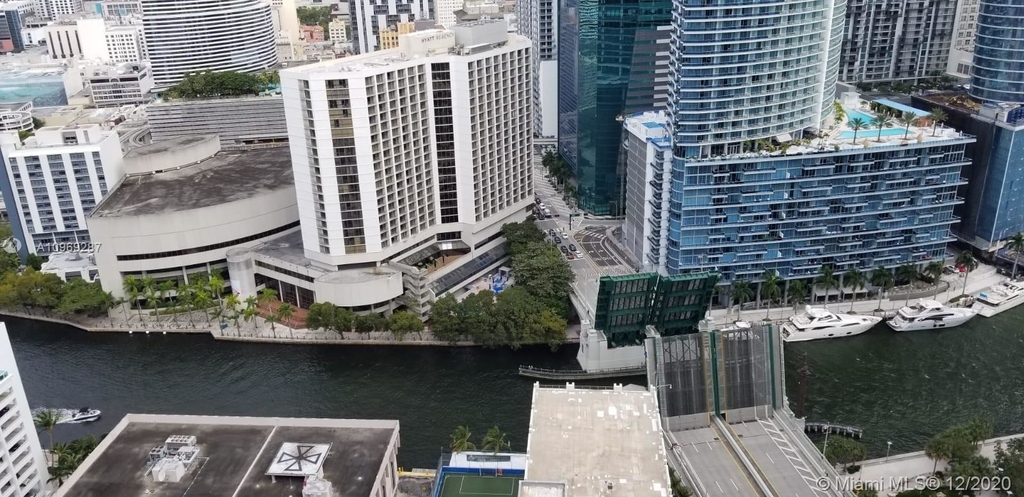 500 Brickell Ave - Photo 43