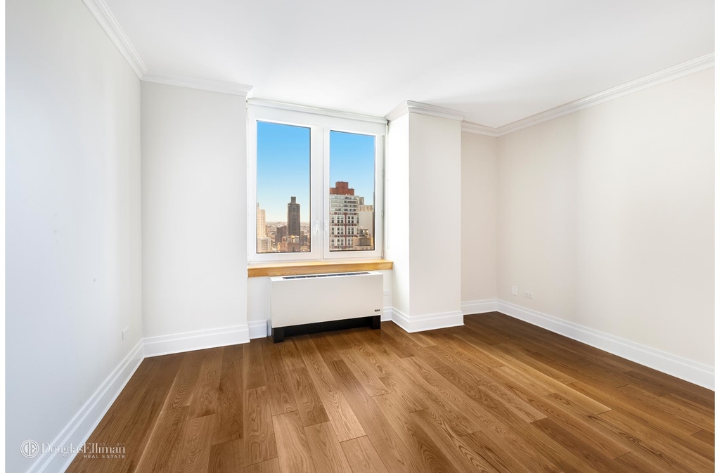 300 East 77th St - Photo 8