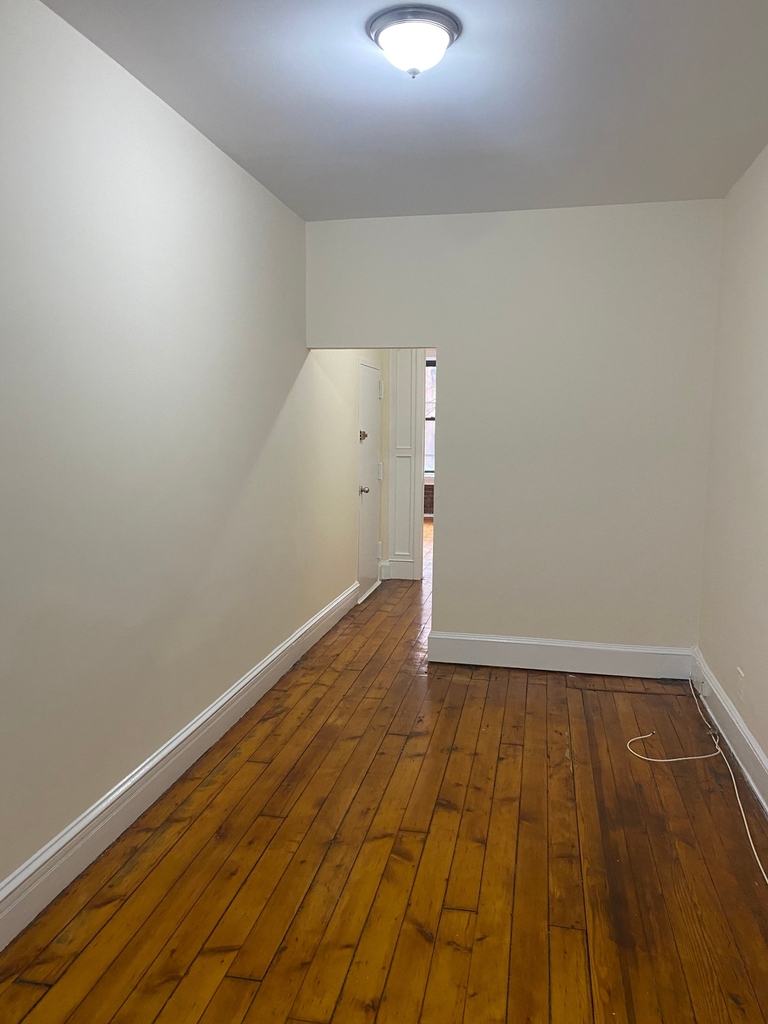 459 West 49th Street - Photo 1