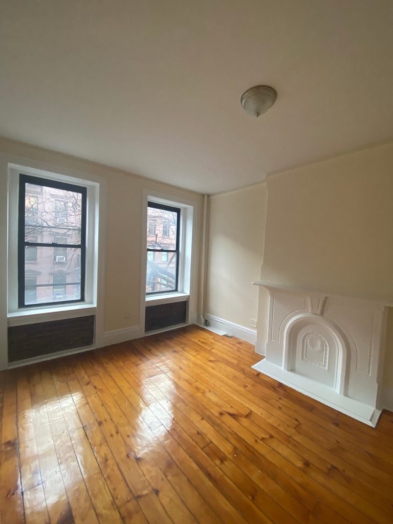 459 West 49th Street - Photo 0