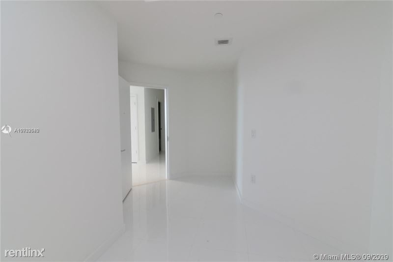 851 Ne 1st Ave - Photo 9