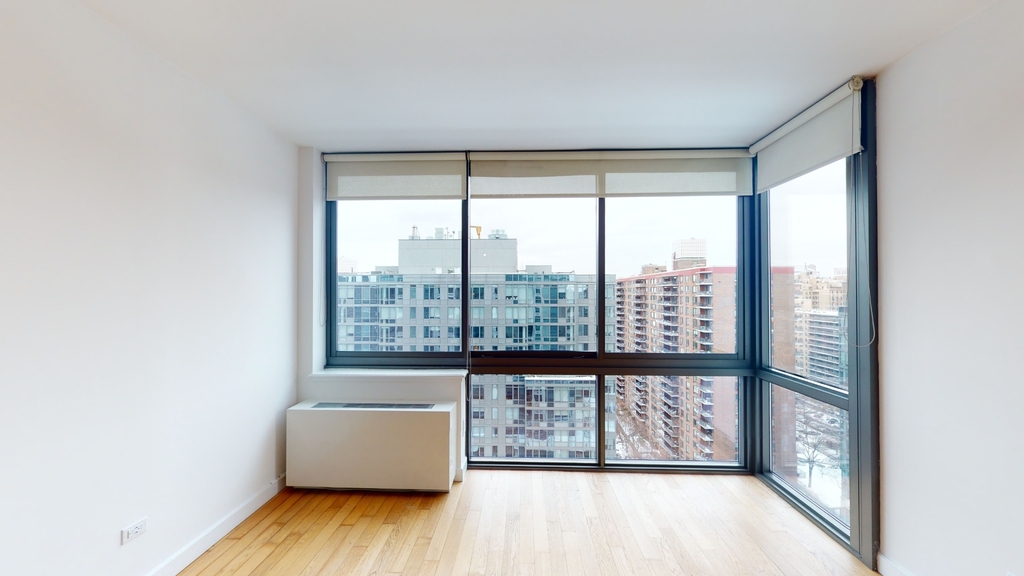 808 Columbus Avenue - Photo 1