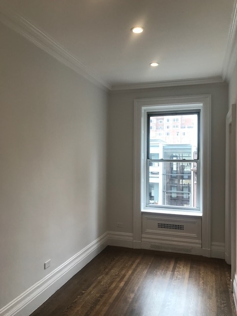 19 East 37th Street - Photo 9