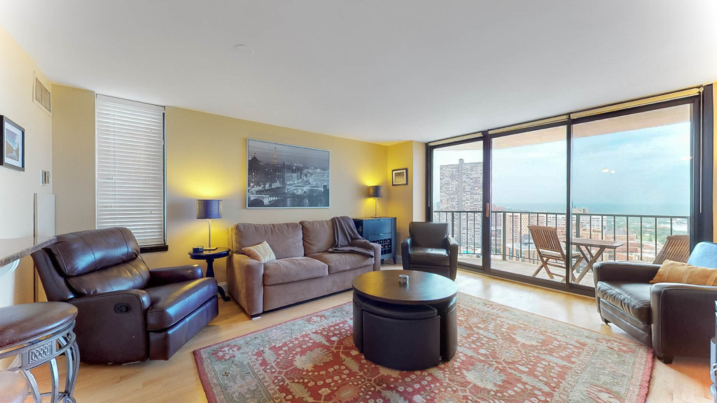 3660 North Lake Shore Drive - Photo 2