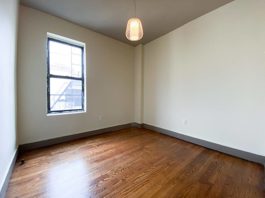 1223 Bushwick Avenue - Photo 3