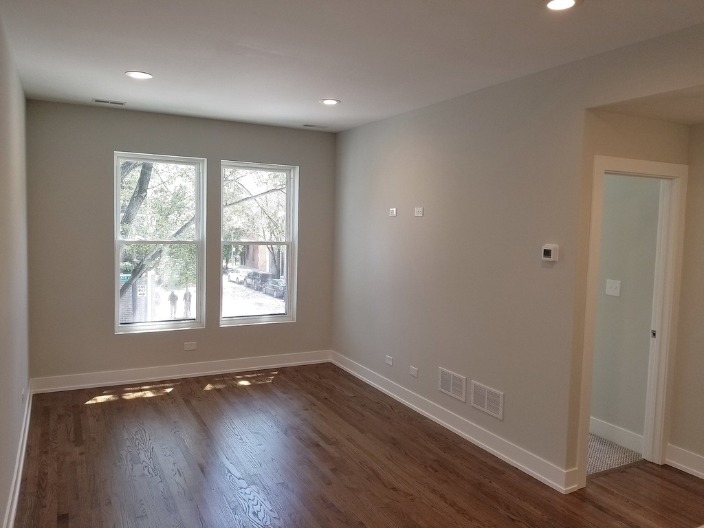 1246 West Chicago Avenue - Photo 1