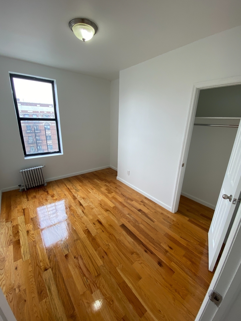 560 West 163rd Street - Photo 9