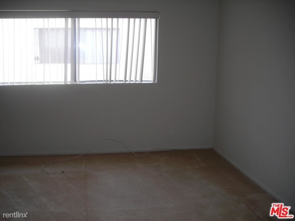 1034 17th St Apt 108 - Photo 6