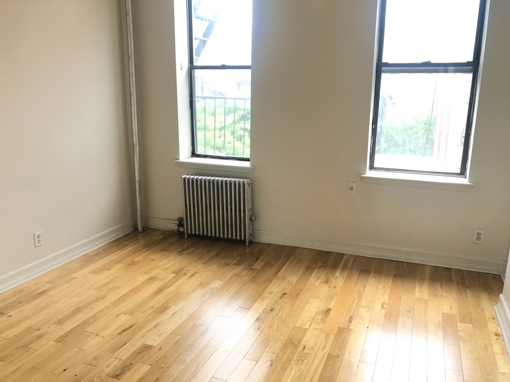 305 East 110th Street - Photo 4