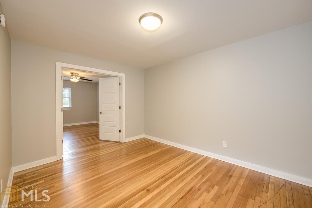 880 Saint Charles Ave # 3 - Photo 4