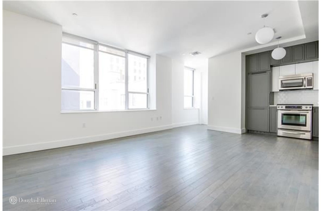 416 West 52nd St - Photo 1