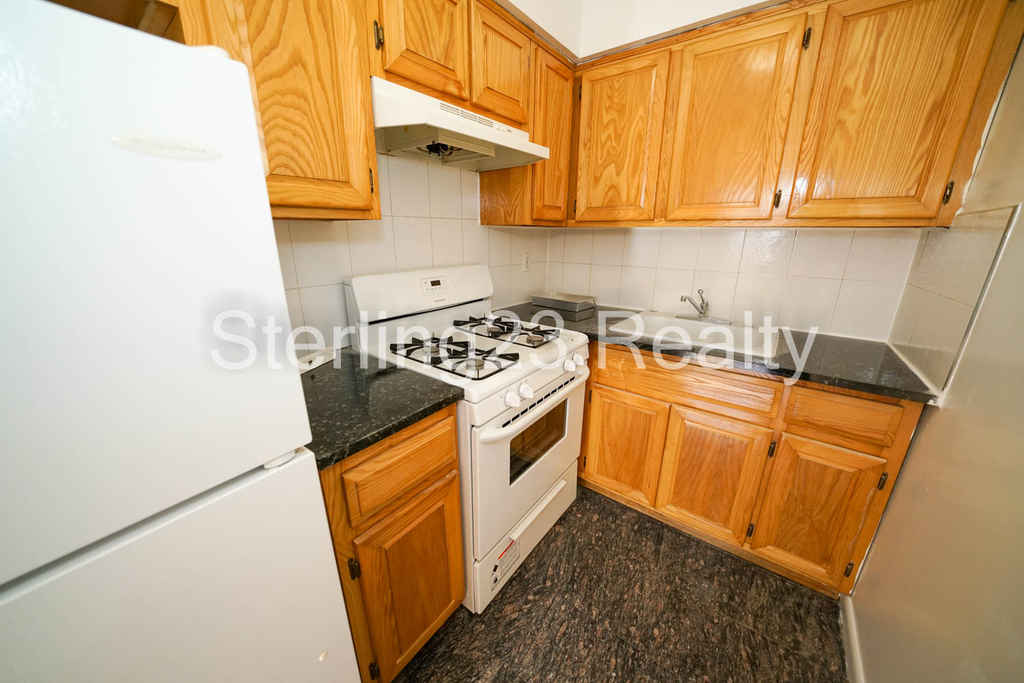 29-17 31st Avenue - Photo 6