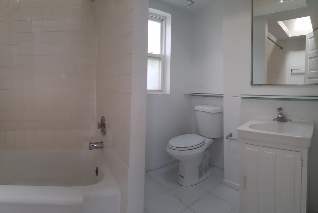 626 West 18 Street - Photo 6