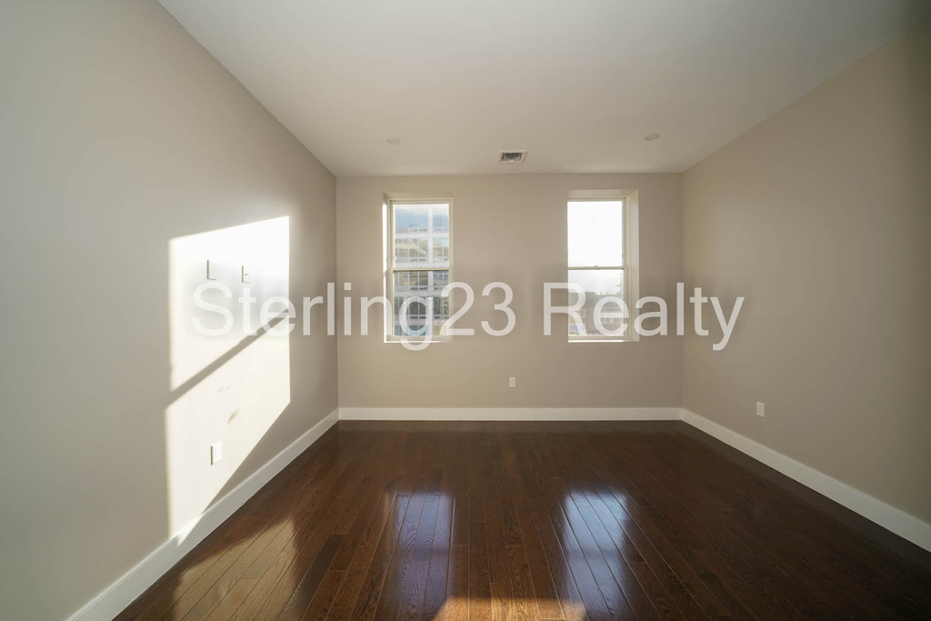 28-17 Astoria Boulevard - Photo 1