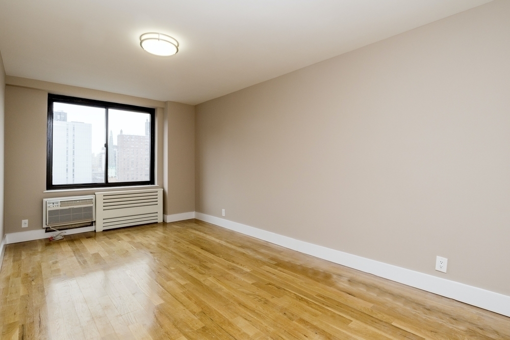 792 Columbus Avenue - Photo 2