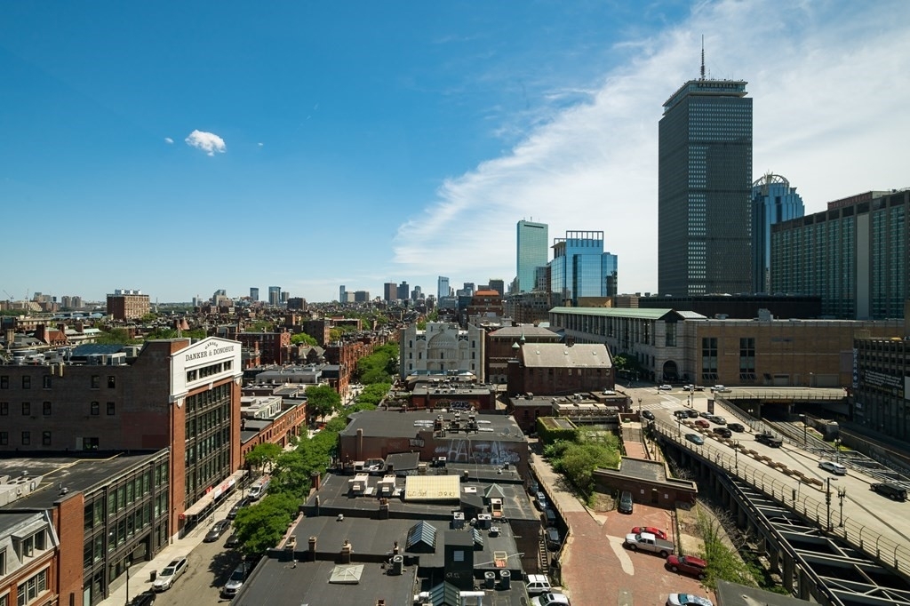 360 Newbury Street - Photo 22