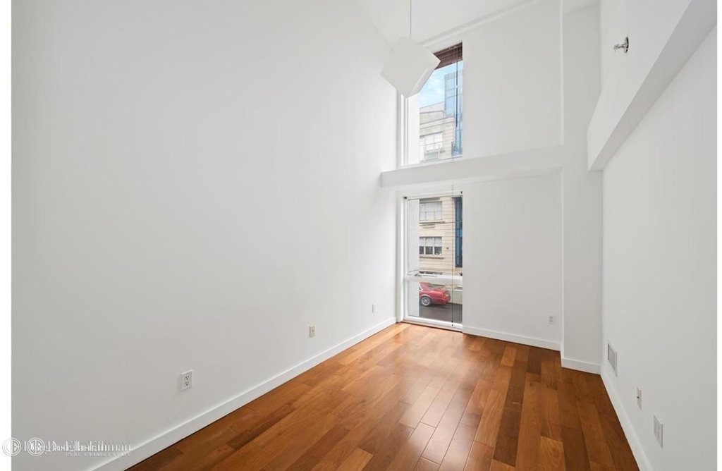 73 Grand Avenue - Photo 2