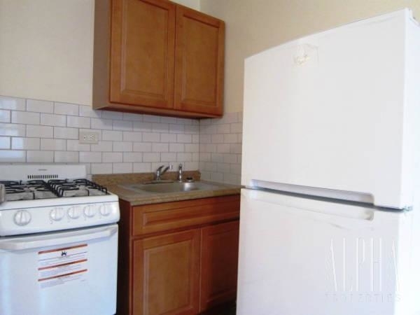 205 Ave. B - Photo 1