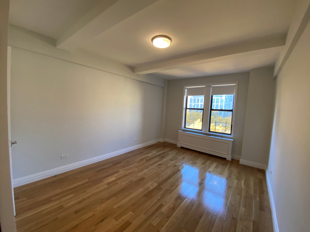 210 West 70 Street - Photo 6