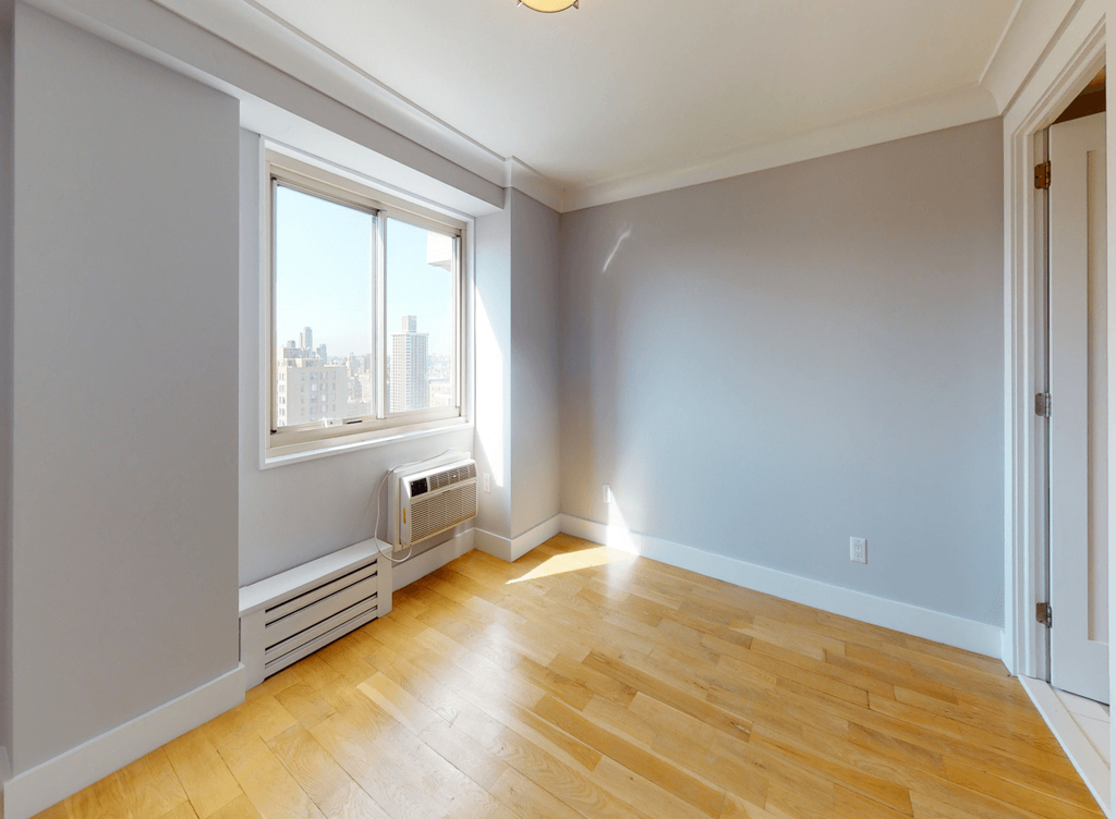 70 West 93rd Street - Photo 4