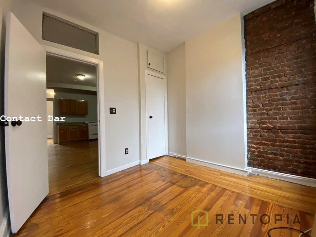 371 South 4th Street - Photo 2