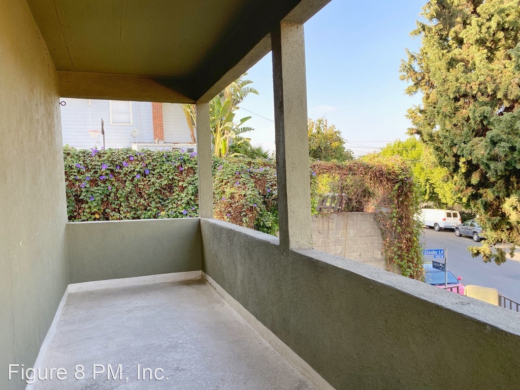 1138 Laguna Avenue - Photo 2