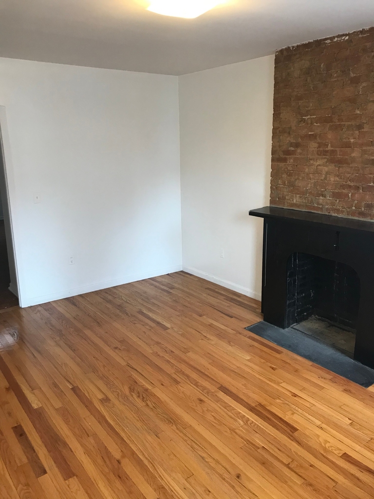 1621 Second Avenue - Photo 7