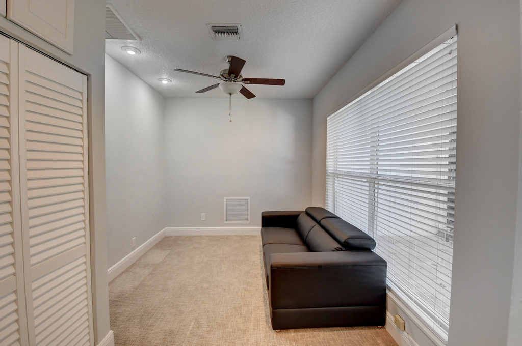 7700 Ne Spanish Trail Court - Photo 31