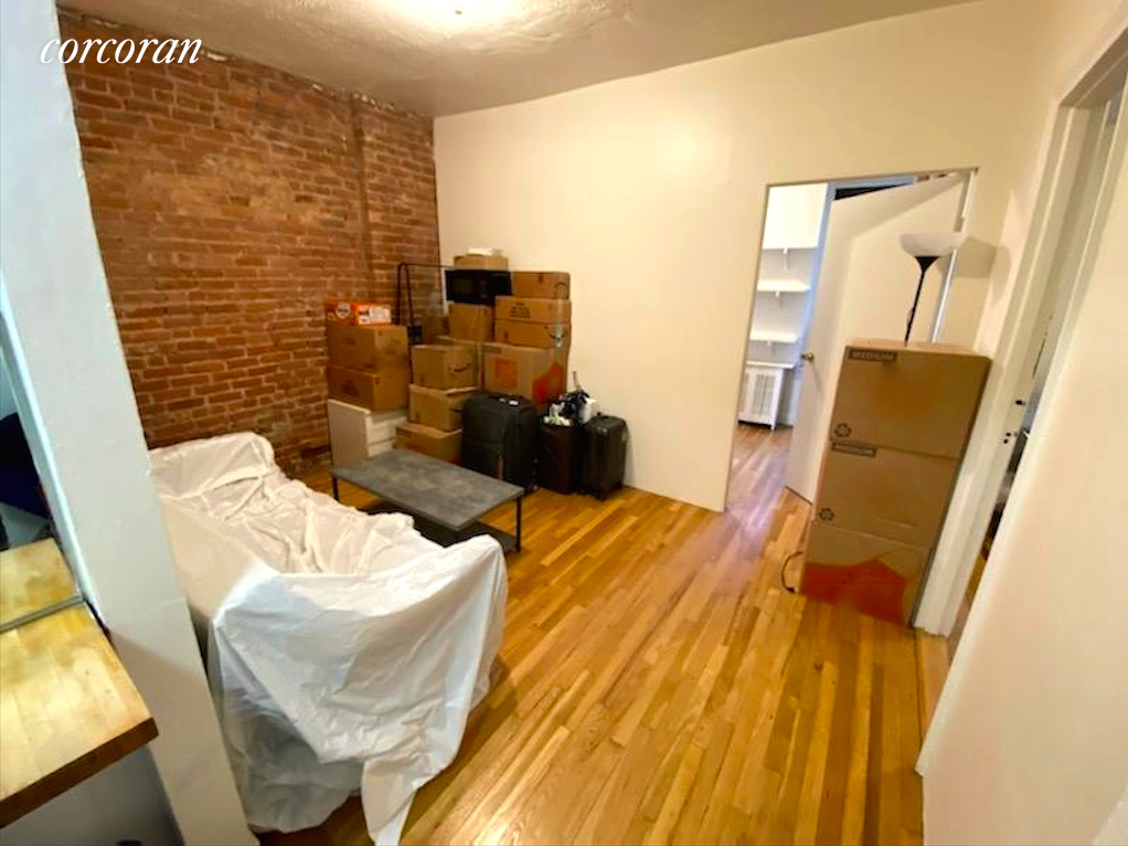 129 Lexington Avenue - Photo 3