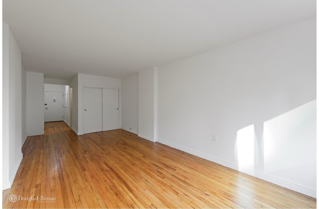 295 Park Avenue South - Photo 3