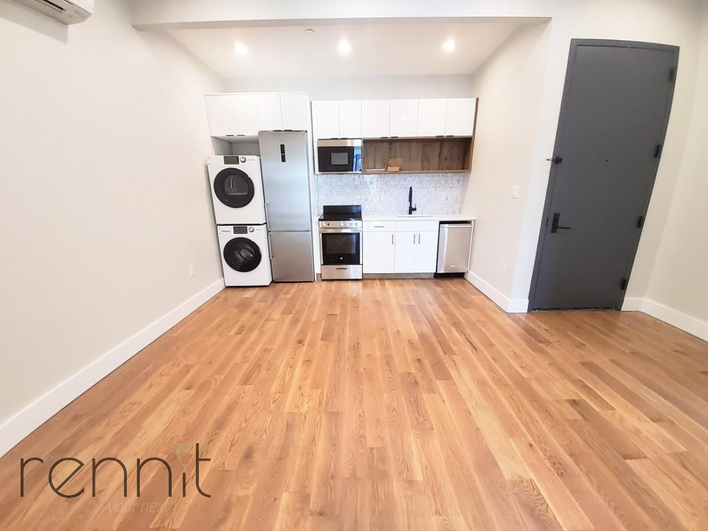 698 Flushing Avenue - Photo 0