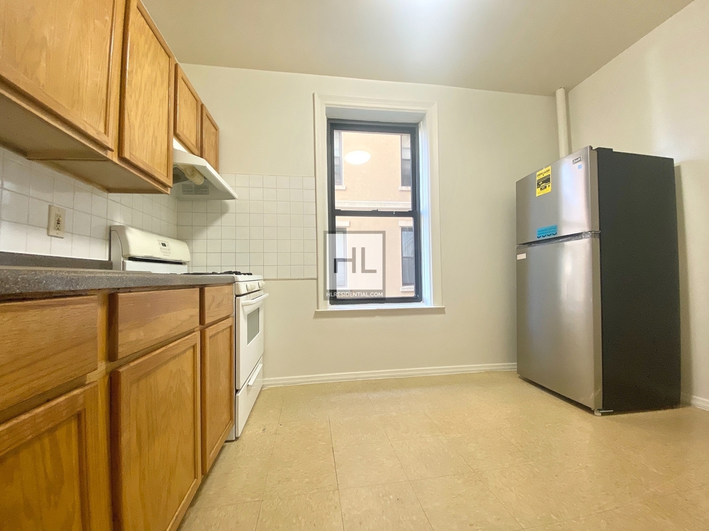 1366 East 3 Street - Photo 1